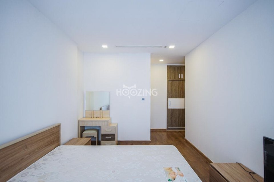 Cho thuê 2 phòng ngủ tòa Park 2 full nt 89m2 