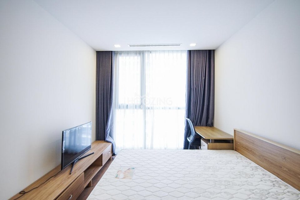 Cho thuê 2 phòng ngủ tòa Park 2 full nt 89m2 