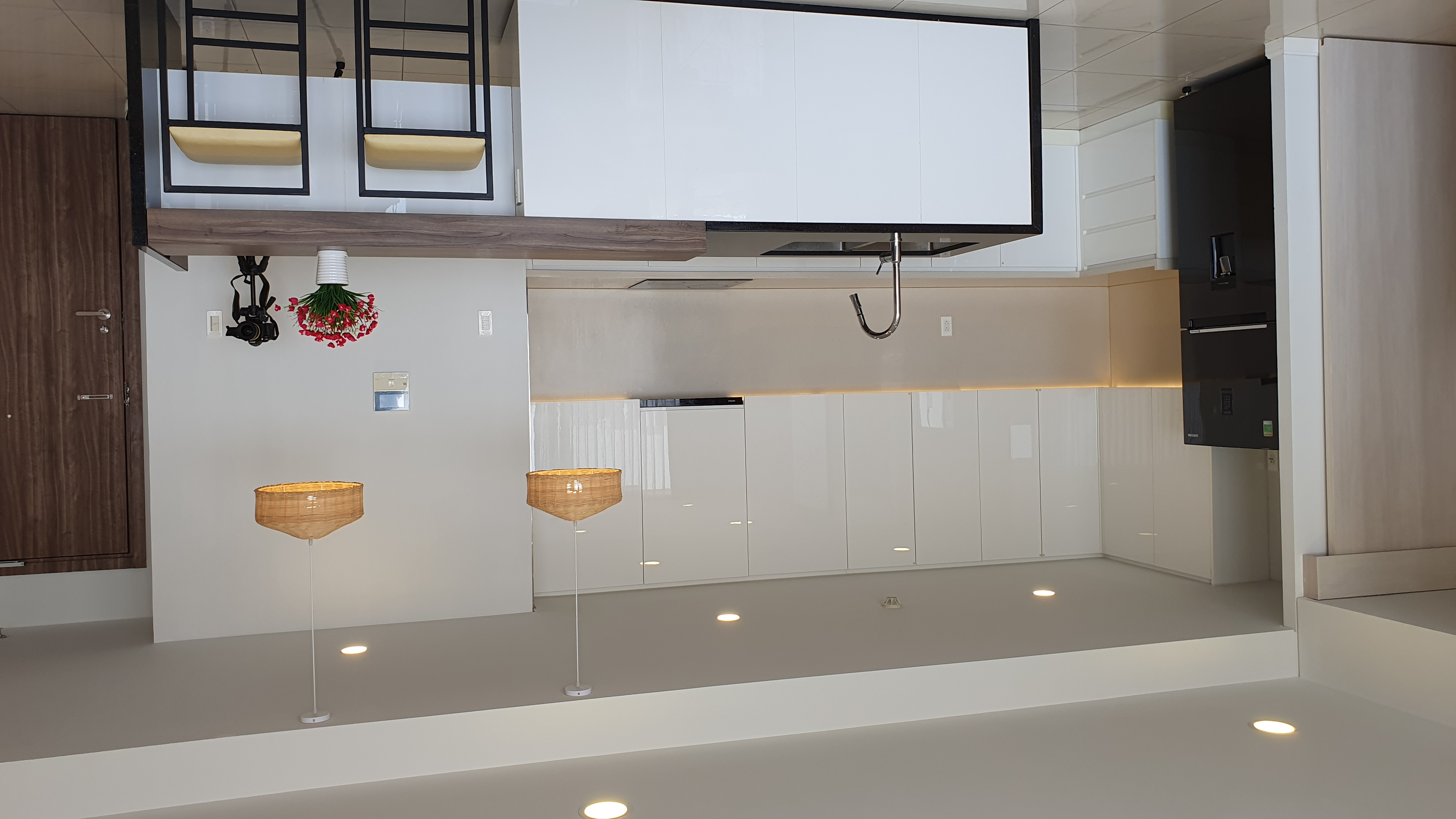 Cho Thuê Căn hộ 3 Phòng Ngủ 170 m2 SIÊU ĐẸP tại Chung cư Waterina - 55 triệu/ tháng