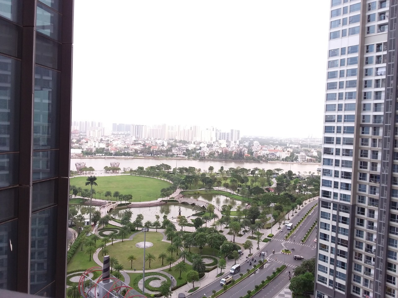 Sang Nhượng gấp Căn hộ 3 phòng ngủ giá tốt nhất thị trường thuộc tòa Landmark 81 tầng