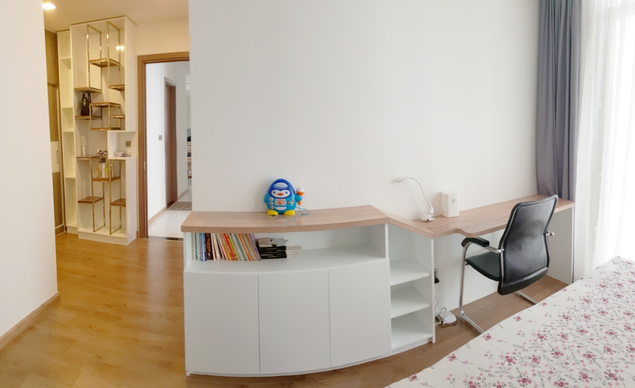 Cho thuê căn 3PN tòa Park 3 Vinhomes Central Park. Giá 1800$/tháng. Lh: 0789625843