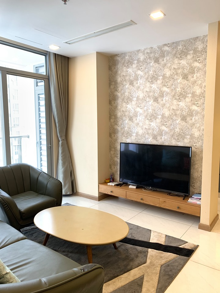 Cần sang nhượng căn hộ 3PN Vinhomes Central Park, toà park 2, diện tích 114.2m2. Liên hệ 0799693616.Mr Đức