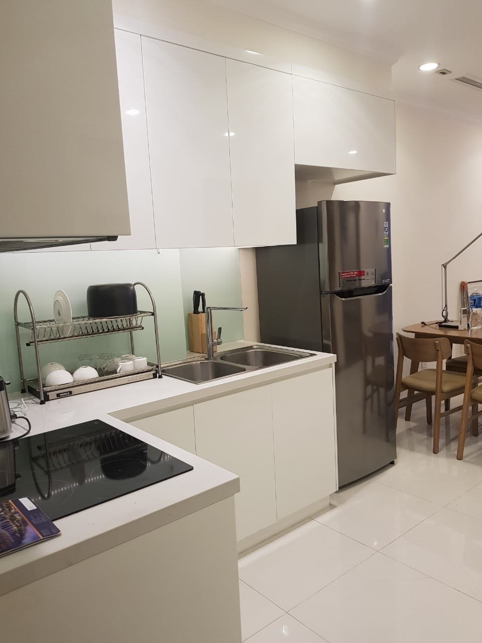 Cho thuê căn hộ 1PN Vinhomes Central Park