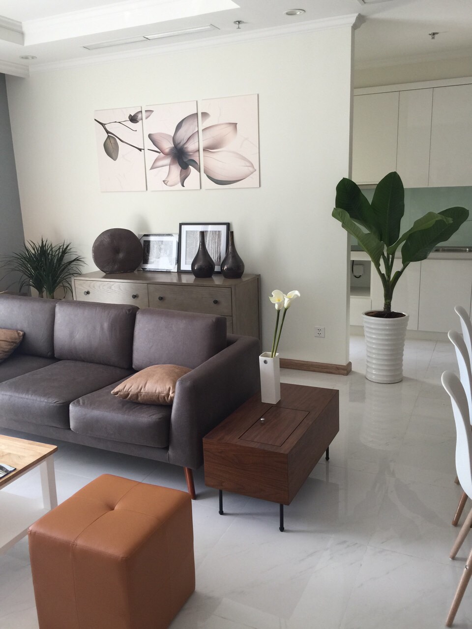 Cho thuê căn hộ 3 phòng ngủ Vinhomes Central Park