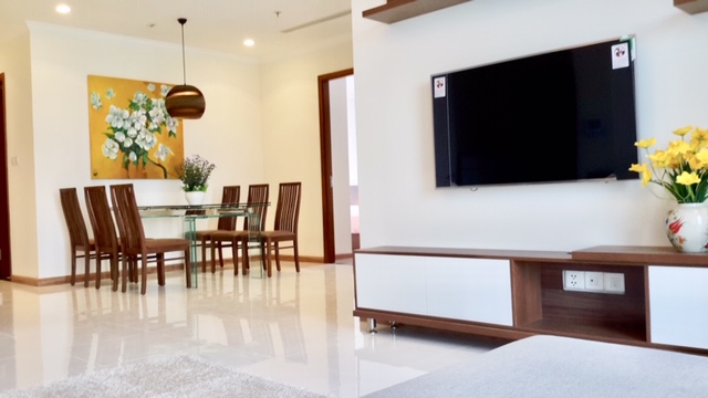 Cho thuê căn 4PN khu Landmark,  Vinhomes Central Park Bình Thạnh