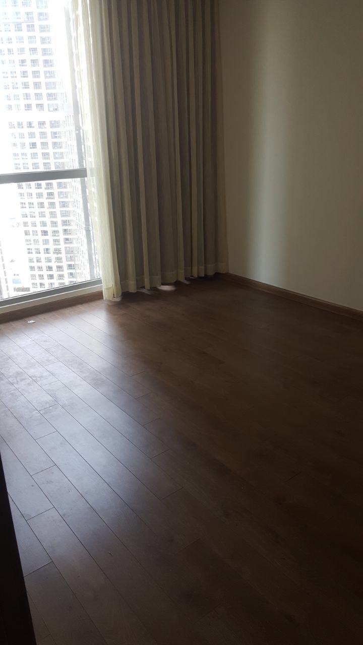 CẦN SANG NHƯỢNG CĂN 2 PN DIỆN TÍCH LỚN VINHOMES CENTRAL PARK - BÌNH THẠNH GIÁ 5,2 TỶ BAO HẾT. LH:0839473429