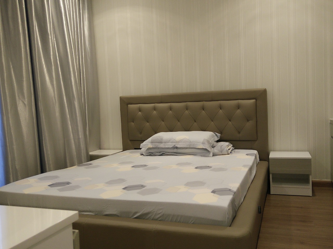 Cho thuê căn 4PN khu Landmark Vinhomes Central Park Bình Thạnh