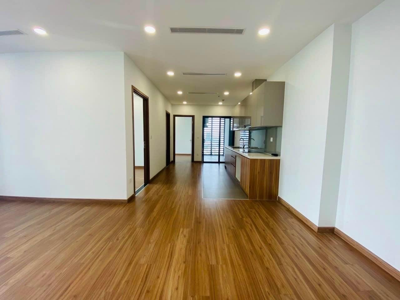 Bán căn 3 phòng ngủ Eco Green diện tích 80m2 hướng Đông Nam giá 5,2 tỷ -xem nhà 0839473429