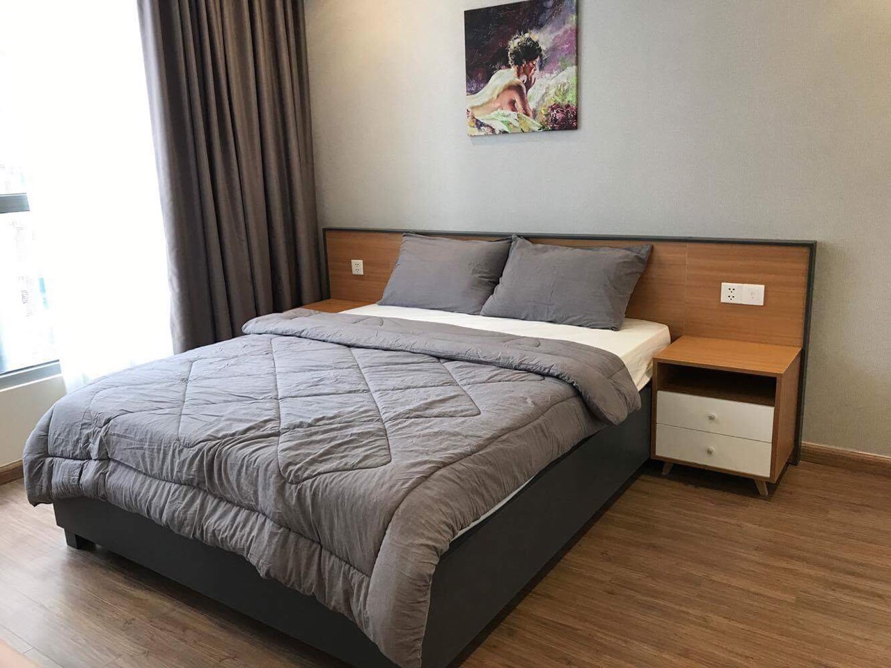 CHO THUÊ 2PN1WC FULL NỘI THẤT VINHOMES CENTRAL PARK - LH 0901113594