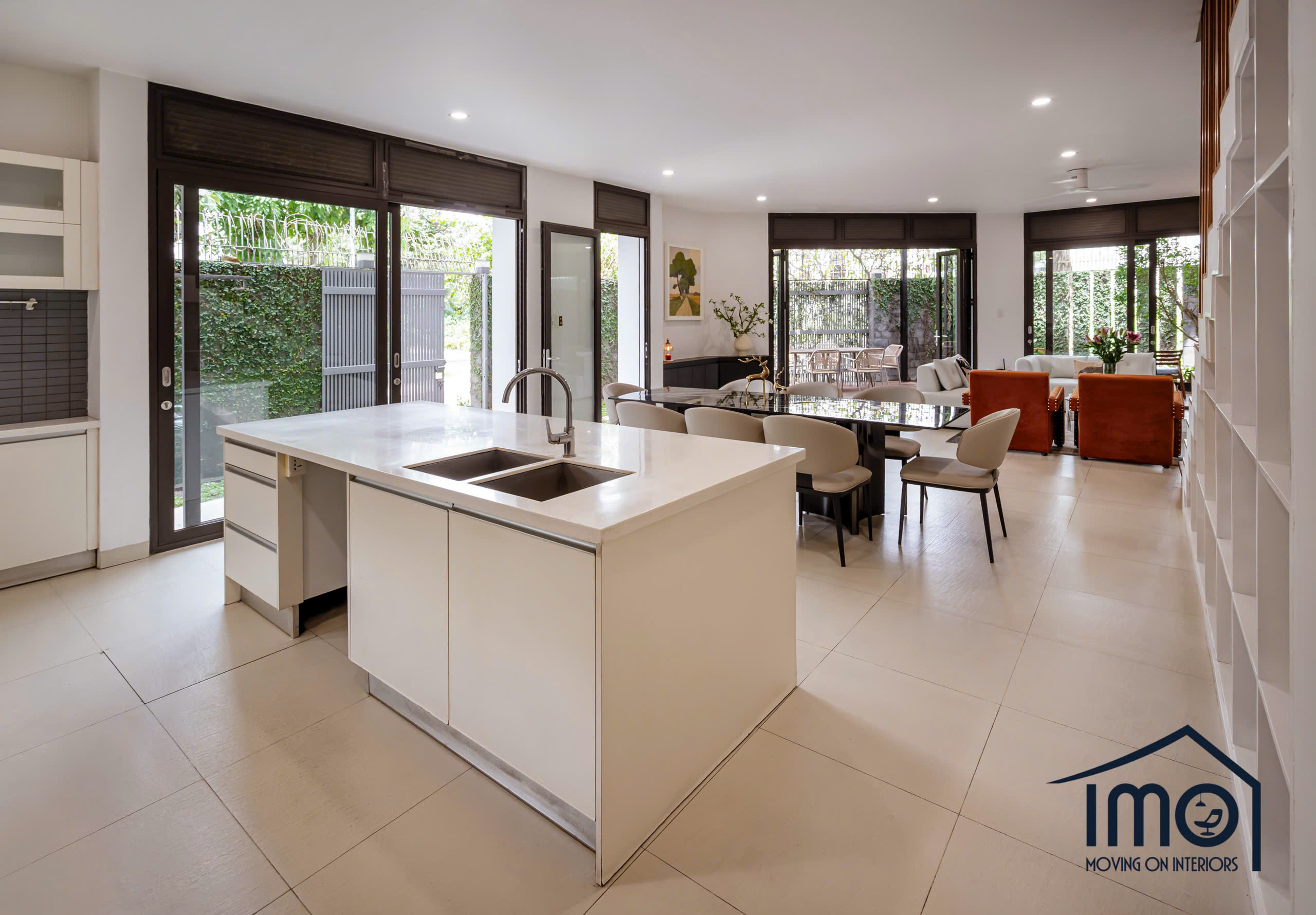 Cho thuê Villa Thủ Thiêm 4PN - full nội thất hiện đại giá chỉ 78 triệu - mới 100% - ở ngay