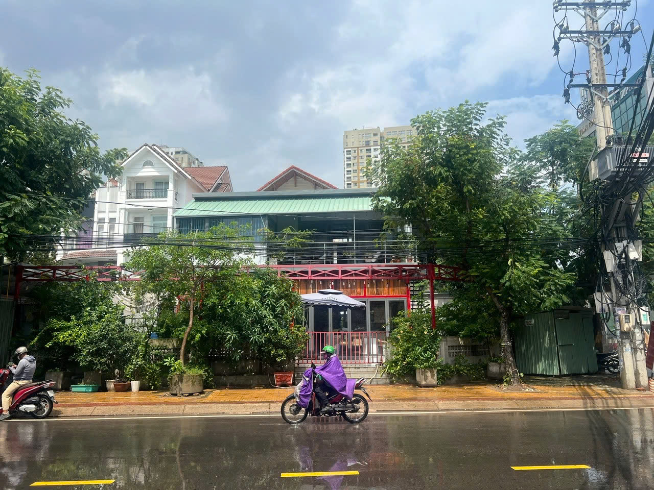 Cho thuê mặt bằng kinh doanh 500m² - 156tr/ tháng - Nguyễn Văn Hưởng - Thảo Điền