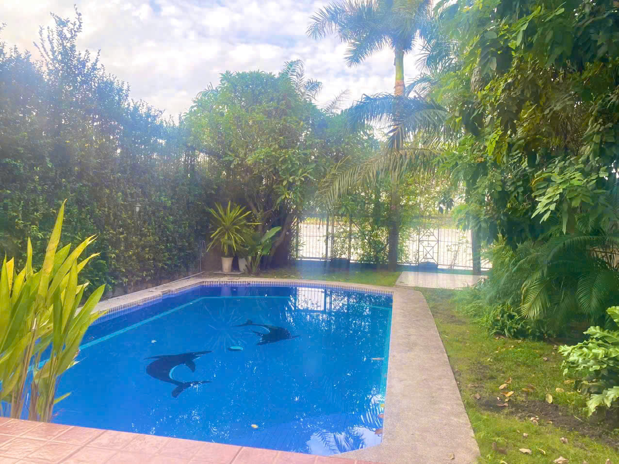 Cho thuê ngay biệt thự 450m² - 118tr/ tháng - Nguyễn Văn Hưởng - Thảo Điền khu Compound để ở nghỉ dưỡng, view trực diện sông.