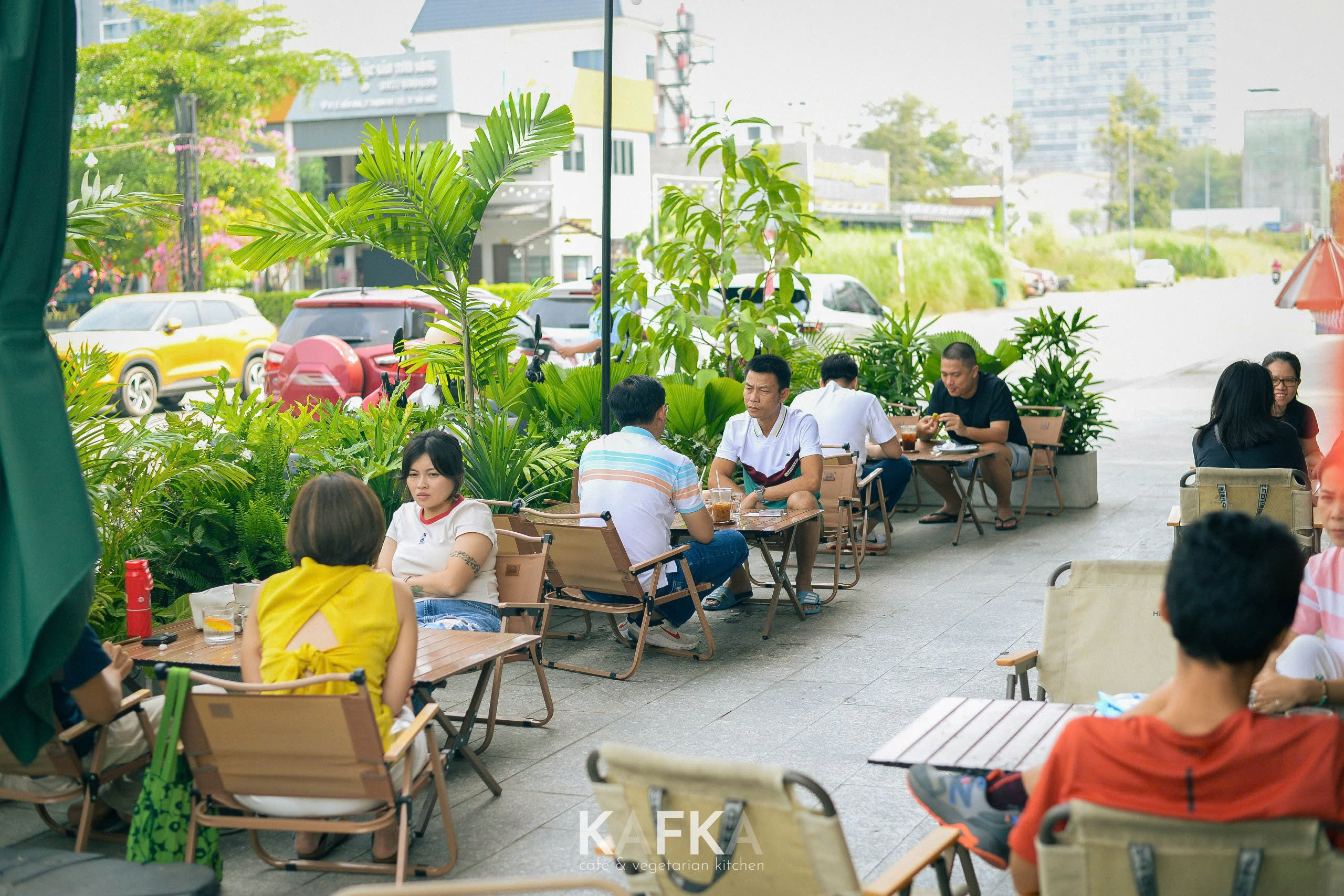 Cho thuê và sang nhượng quán cà phê view sông Thạnh Mỹ Lợi siêu đẹp - 160tr/ tháng