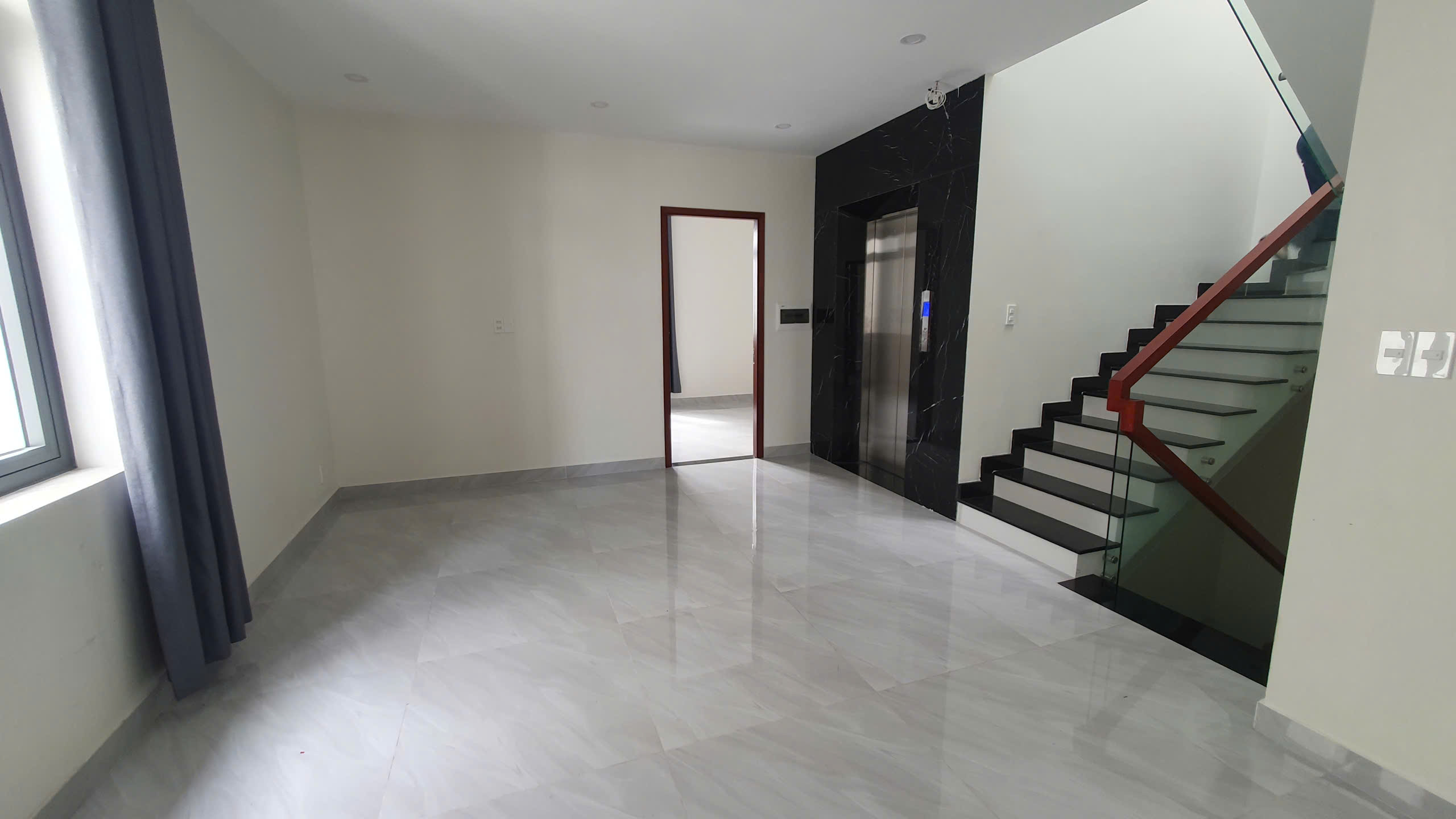 Cho thuê Saigon Mystery 9x18 , Có thang máy - Chỉ 75tr/ tháng